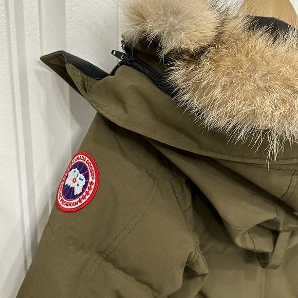 Canada Goose Shelburne Parka Military Green 3802L-49 Size 2XS - Picture 12 of 12